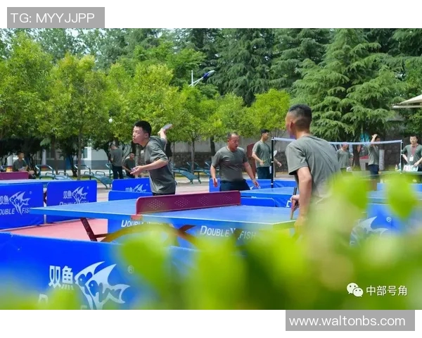 璀璨足球星空记录绿茵传奇球星闪耀瞬间燃动激情时刻